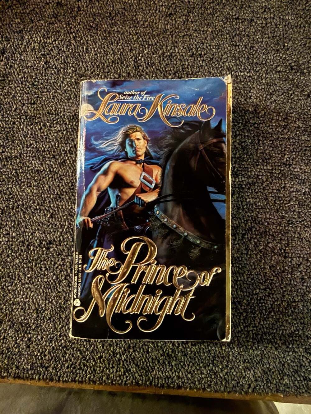 The Prince of Midnight by Laura Kinsale (1990 Avon Books First Printing)
